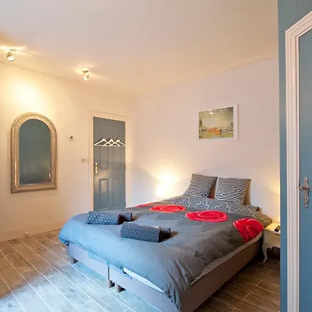 Studio Rose 'n Tree Bed & Breakfast Monnickendam